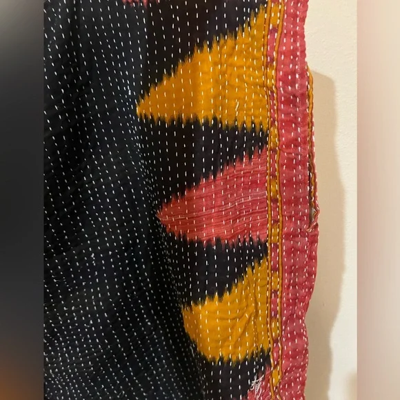 Kantha Bae OG Crop Top - Picture 5 of 10